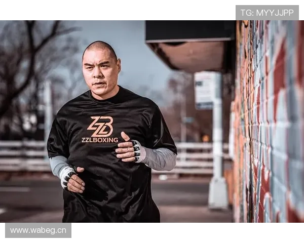 张志磊训练室外居然开始猛喝奶茶，这谁顶得住啊！